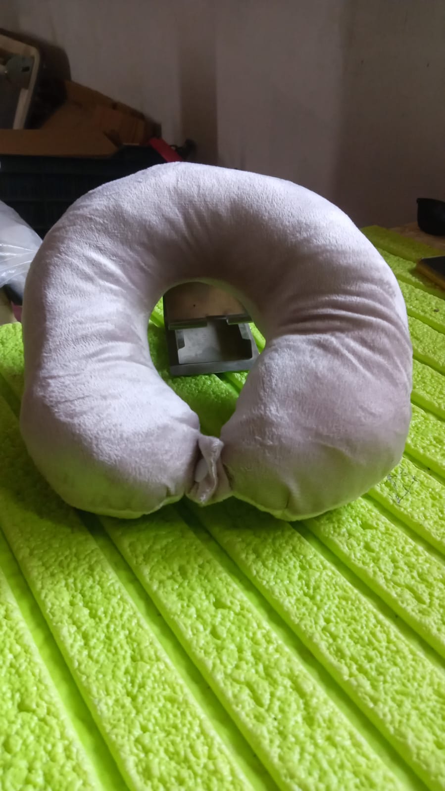 Soft Neck Pillow for Car, Home, Airplane Travel, Travel Neck Pillow for Sleeping & Travel Essentials for Neck Rest Multipurpose Comfortable Head Rest Neck Holder Pillow (1 Pc)