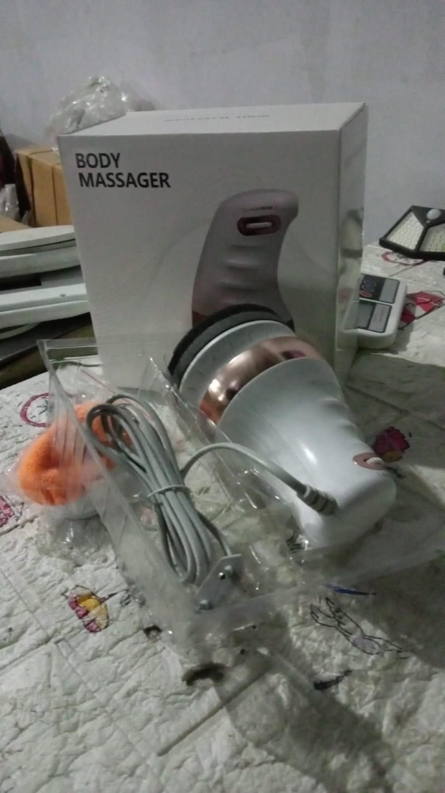 Body Sculpting Massager with 3 Pads, Adjustable Speed, Handheld Electric Massager for Full Body (1 Pc)