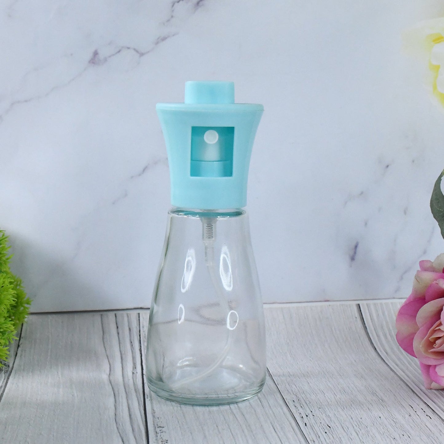 Oil Dispenser Bottle, Oil and Vinegar Cruet, Oil Sprayer Dispenser, Olive Oil Dispenser 170 ml Mist Oil Spray Bottle for Cooking with Plastic